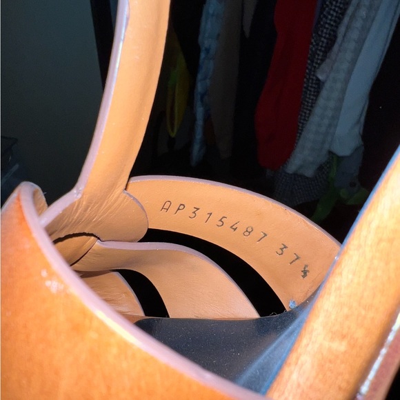 YSL TRIBUTE HEELS - Picture 7 of 7